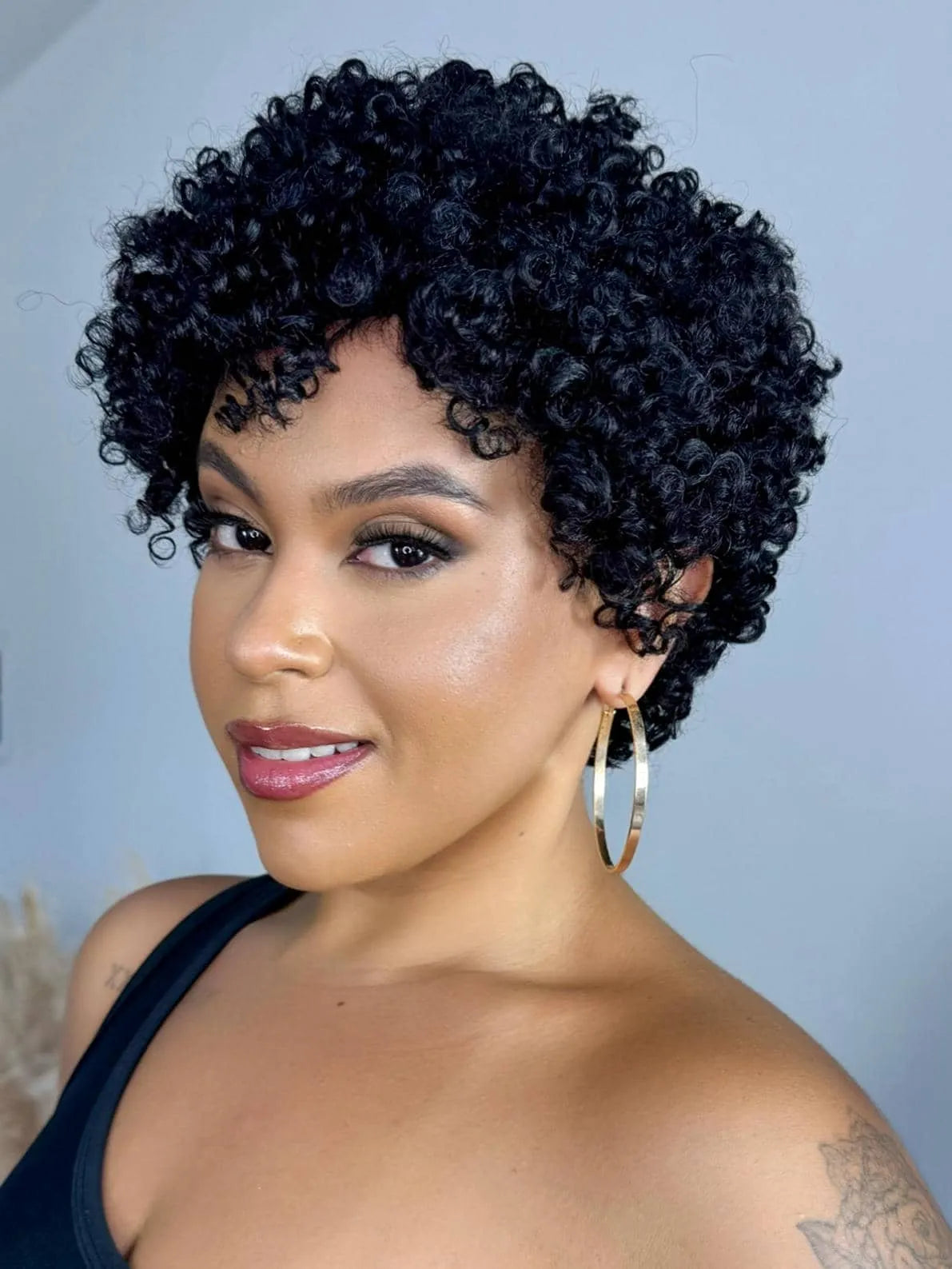 Laces e Perucas de Cabelo Humano Natural | Kira Perucas