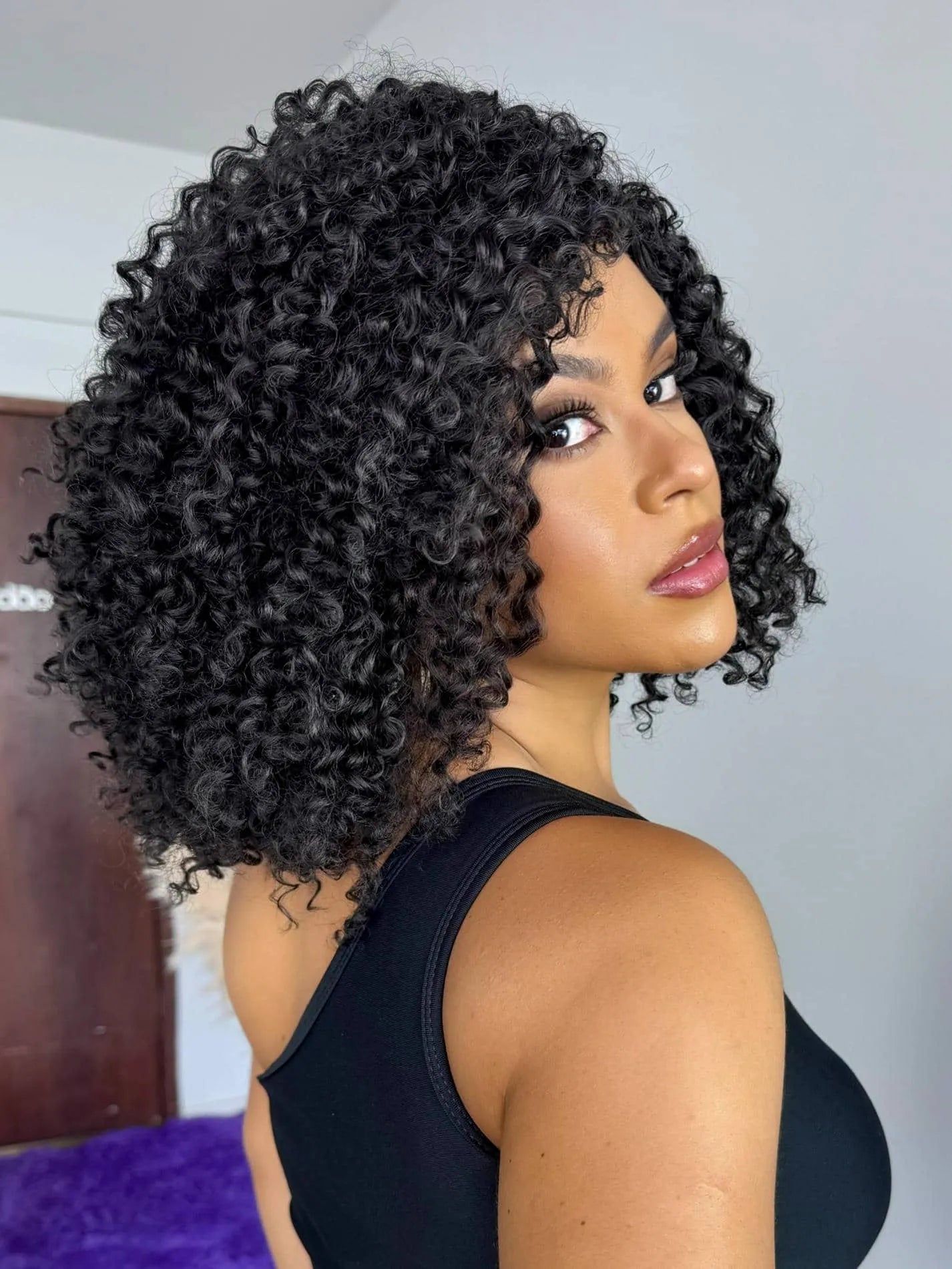 Wig Isaura Castanho Escuro Cacheado