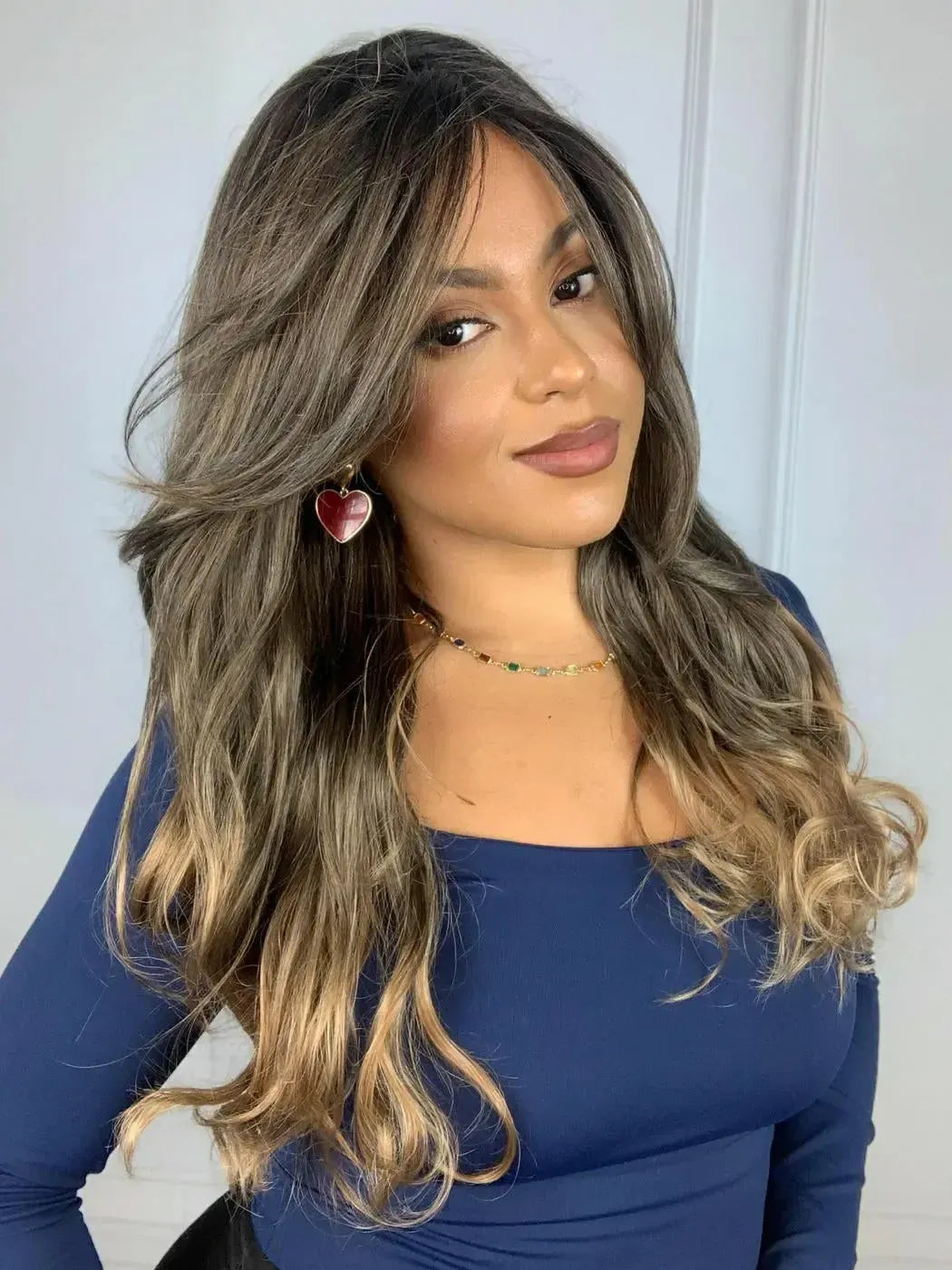 Wig Xavia 8/30 Loira Castanha Ondulada Franja